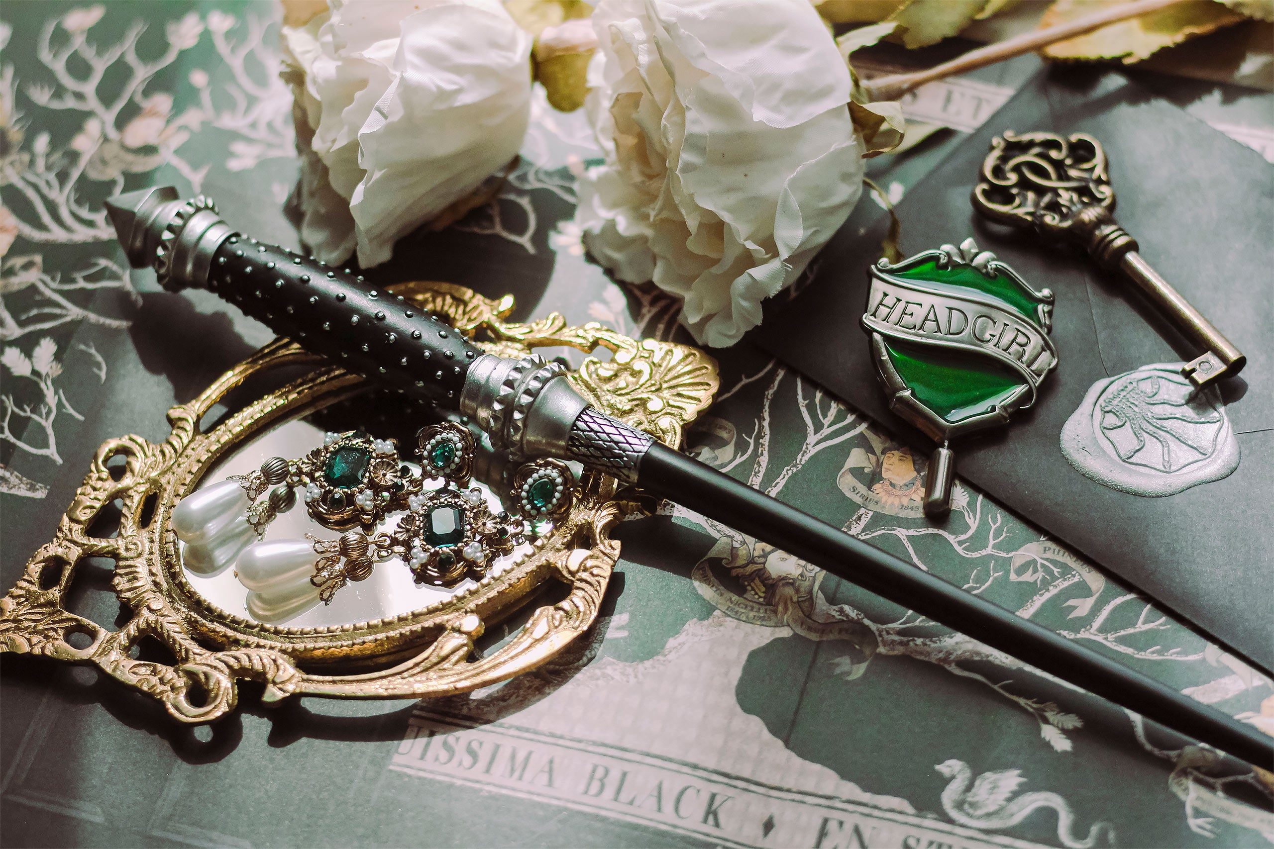 Productafbeelding Narcissa Malfoy Toverstok - Character Edition