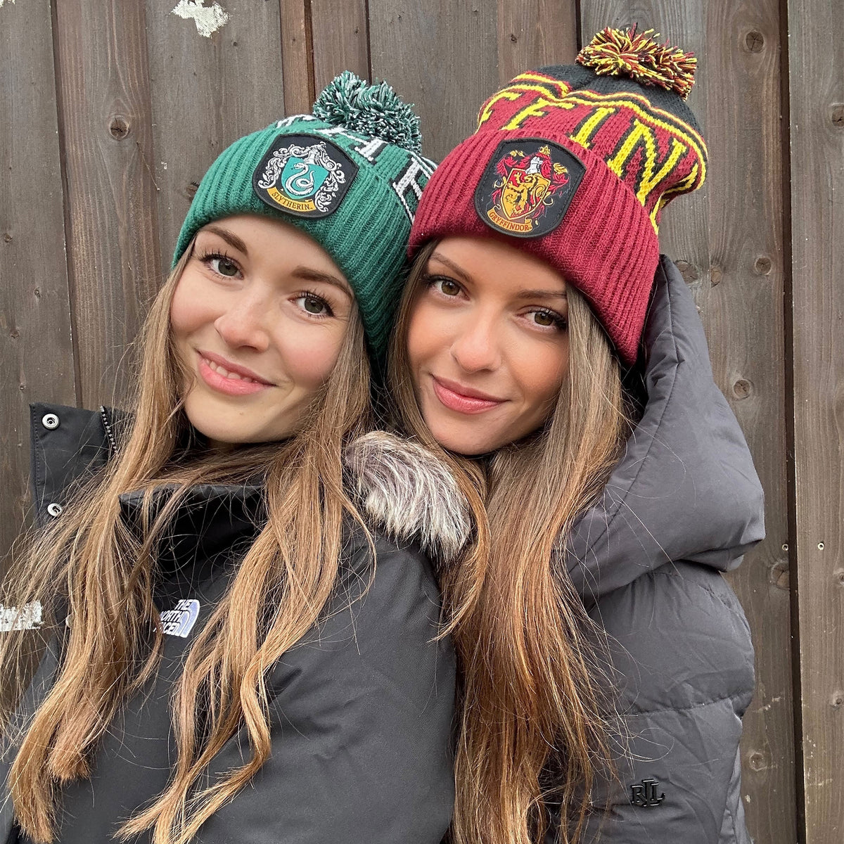 Image produit Harry Potter - Bonnet Gryffondor rouge
