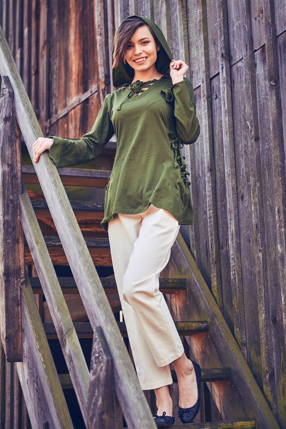 Productafbeelding Middeleeuwse Blouse Lea met Capuchon Groen