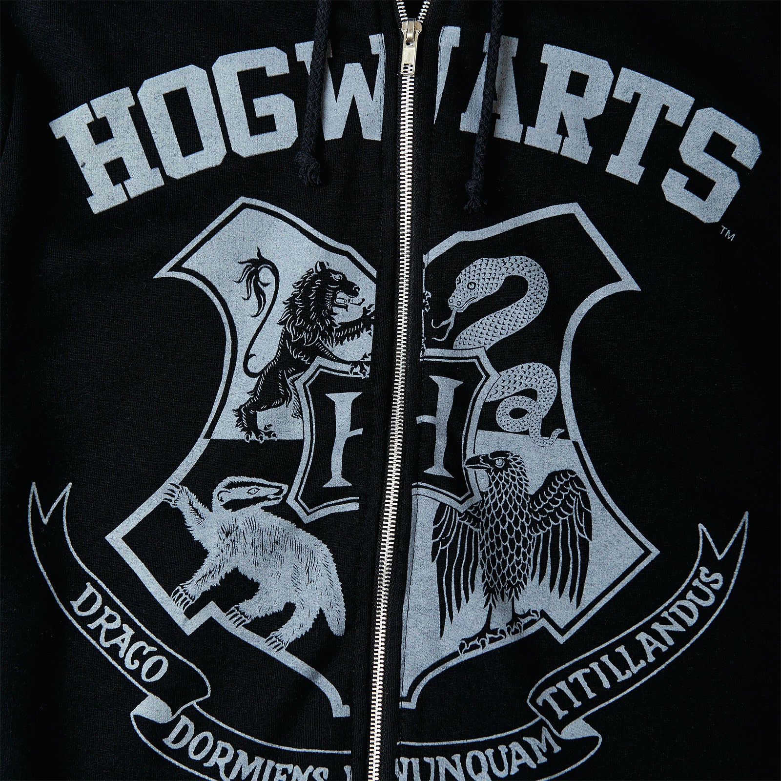 Image produit Harry Potter - Sweat à capuche noir avec blason de Poudlard