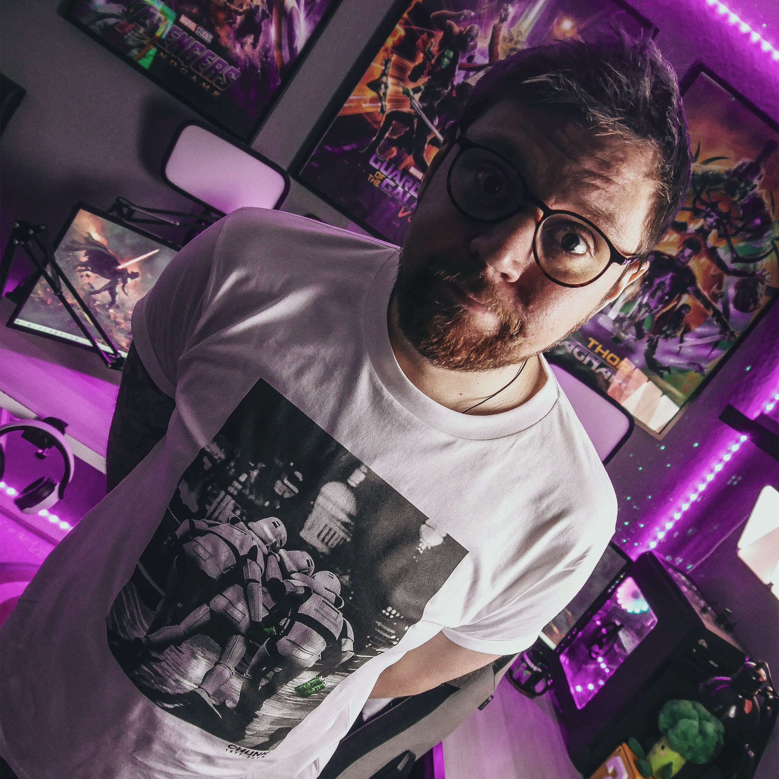 Image produit T-Shirt Imperial Fighters at Night pour les fans de Star Wars