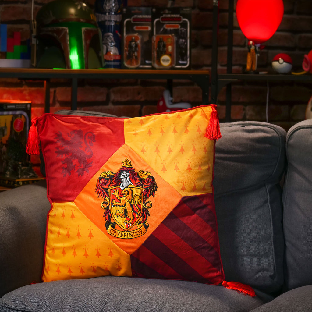 Image produit Harry Potter - Coussin Gryffondor de luxe avec glands