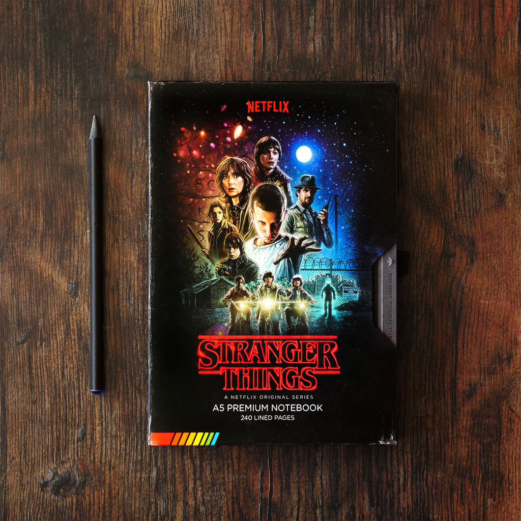 Produktbild Stranger Things - VHS Premium Notizbuch A5