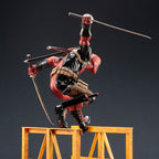 Produktbild Super Deadpool Sammler Statue 43 cm