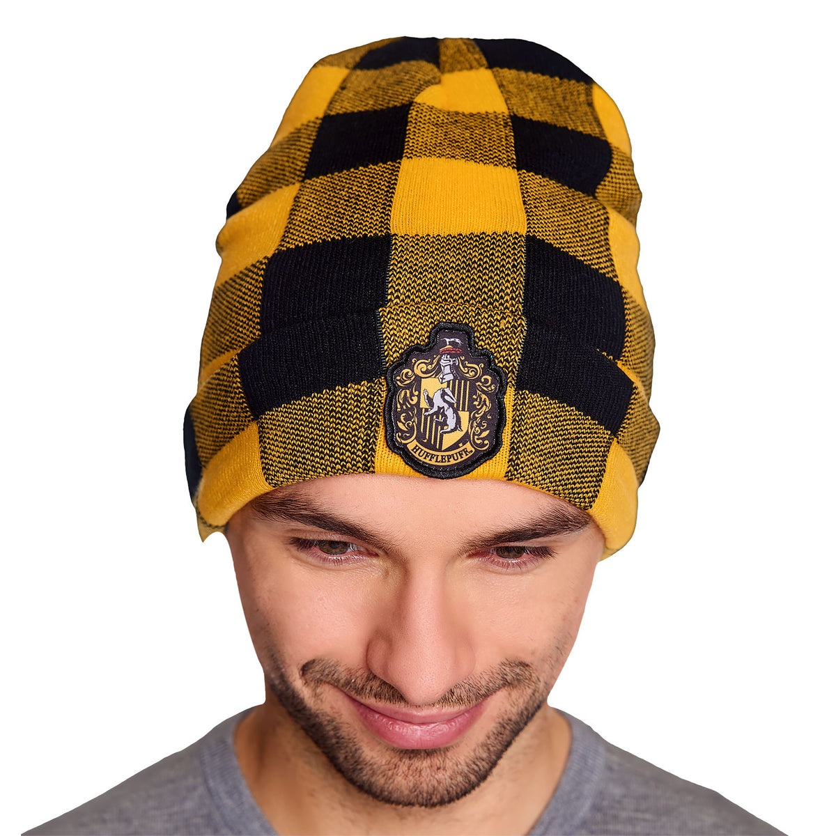 Produktbild Harry Potter - Hufflepuff Wappen Karo Mütze