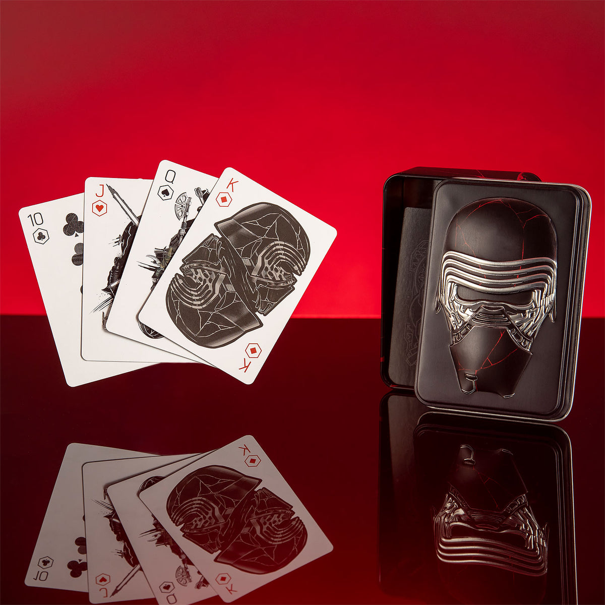 Produktbild Star Wars - Kylo Ren Kartenspiel in Metallbox