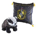 Produktbild Harry Potter - Hufflepuff Wappen Kissen mit Plüsch Figur