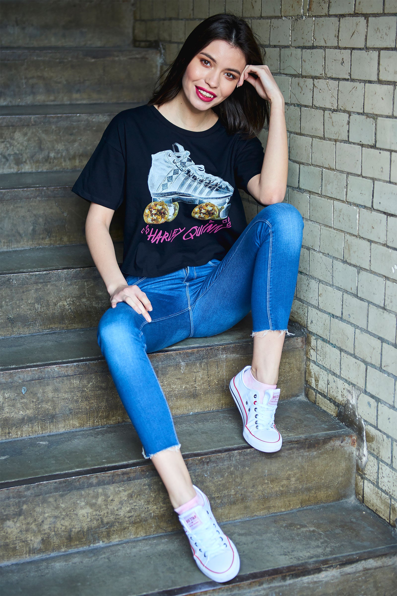 Image produit Birds of Prey - Harley Roller Skates Crop Top Femme noir