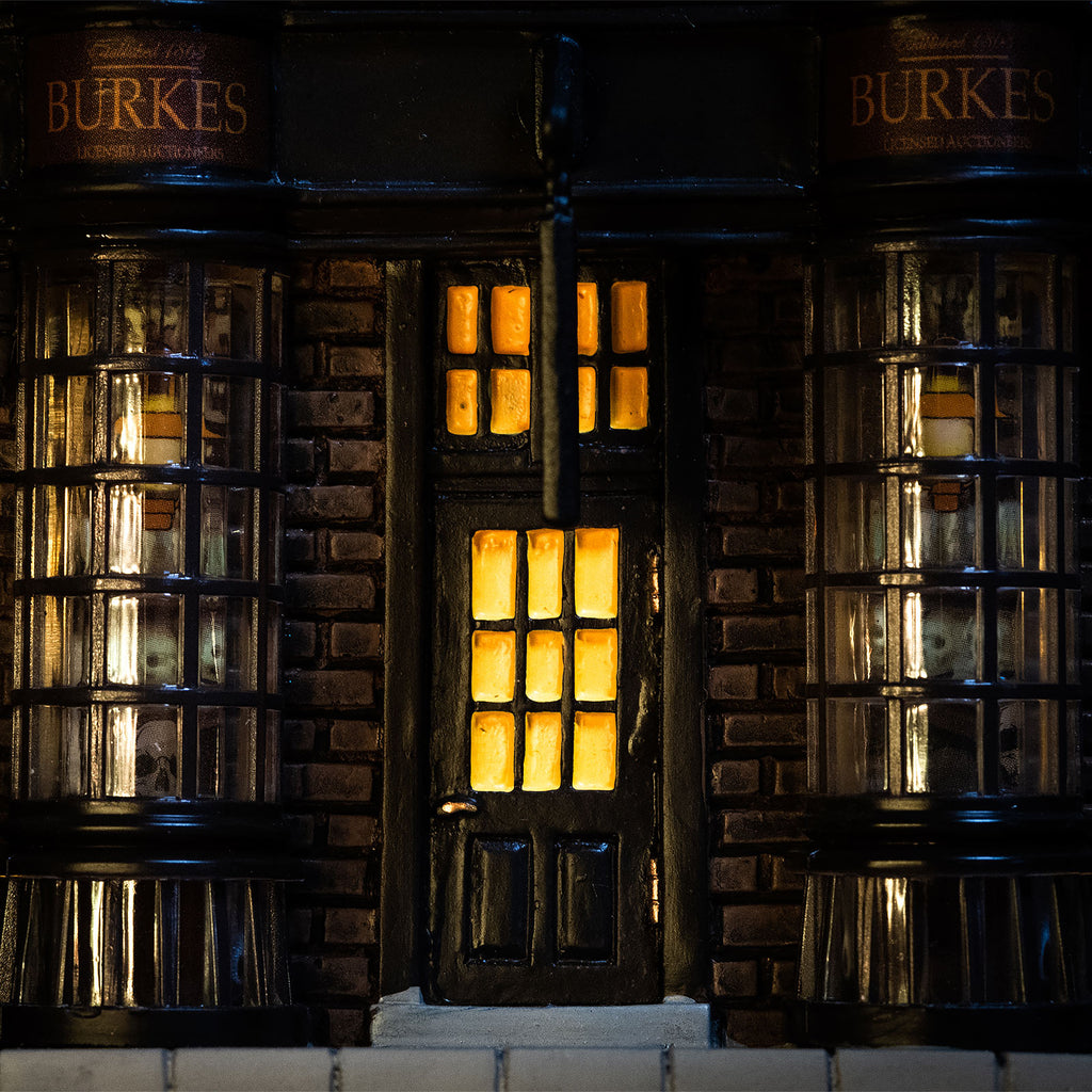 Image produit Réplique de la boutique miniature de Borgin & Burke avec éclairage - Harry Potter