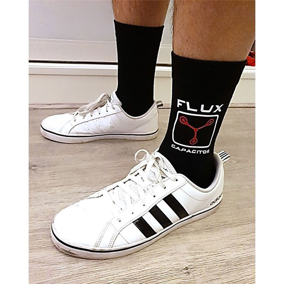 Produktbild Zurück in die Zukunft - Flux Capacitor Socken und Tasse Set