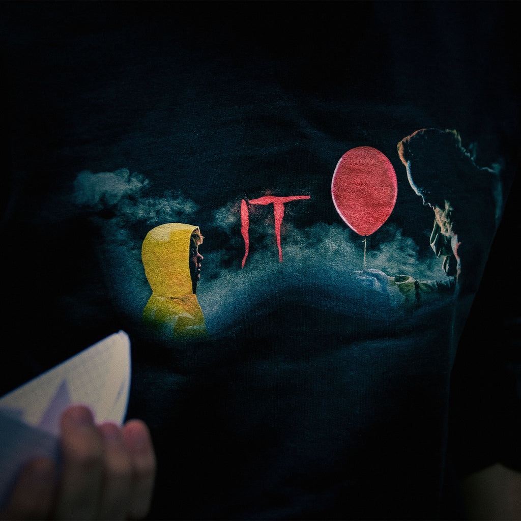 Image produit Stephen King's Ça - Sweat à capuche Pennywise et Georgie noir