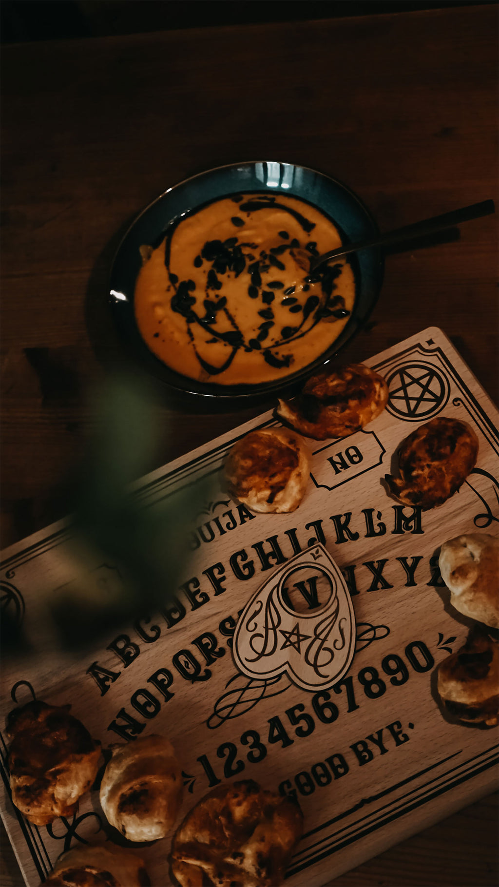 Image produit Planche Ouija en hêtre pour les fans de Supernatural