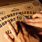 Image produit Planche Ouija en hêtre pour les fans de Supernatural