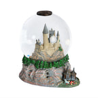 Produktbild Harry Potter - Hogwarts mit Hagrids Hütte Schneekugel mit Glitter