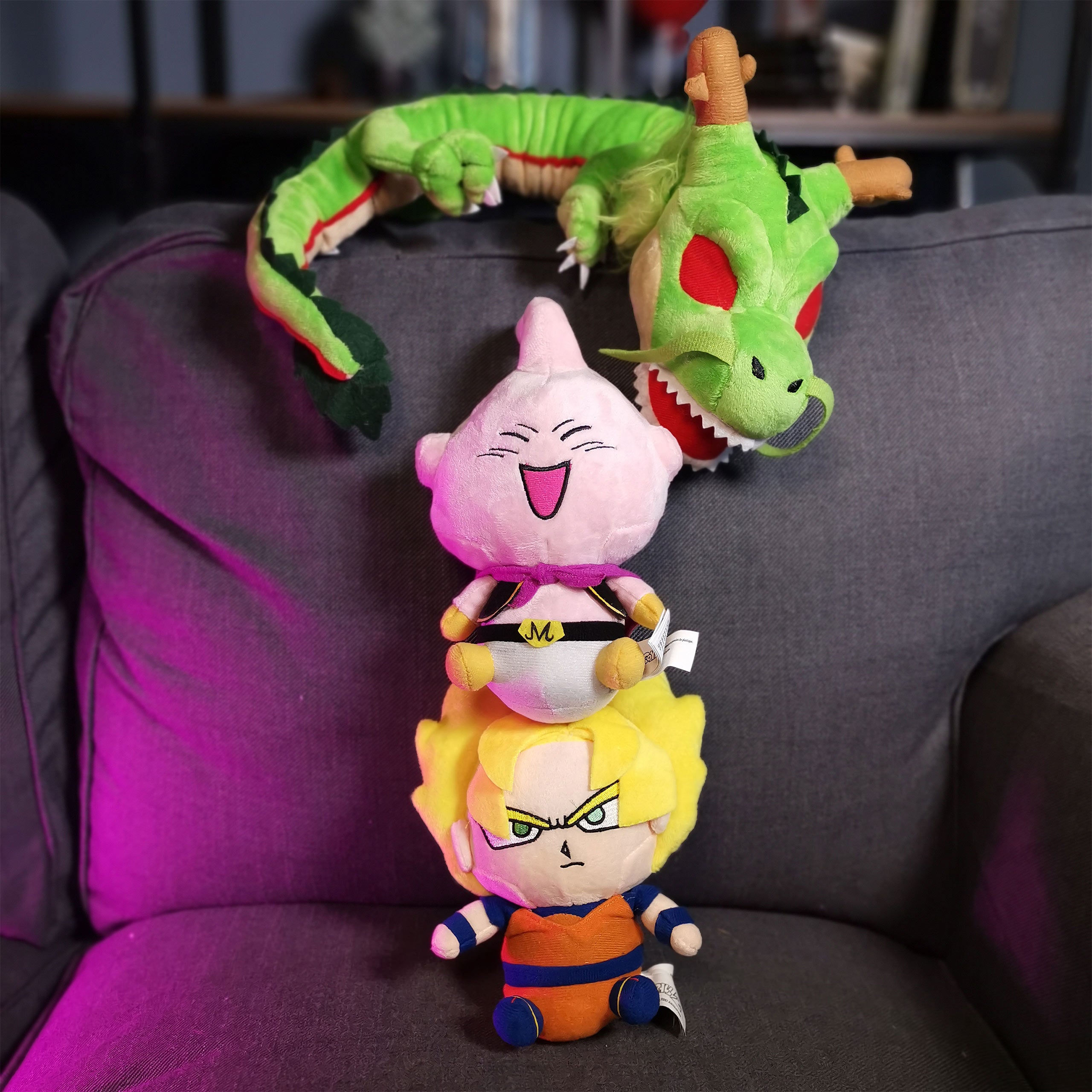 Image produit Dragon Ball Z - Super Saiyan Son Goku Figure en Peluche 21 cm