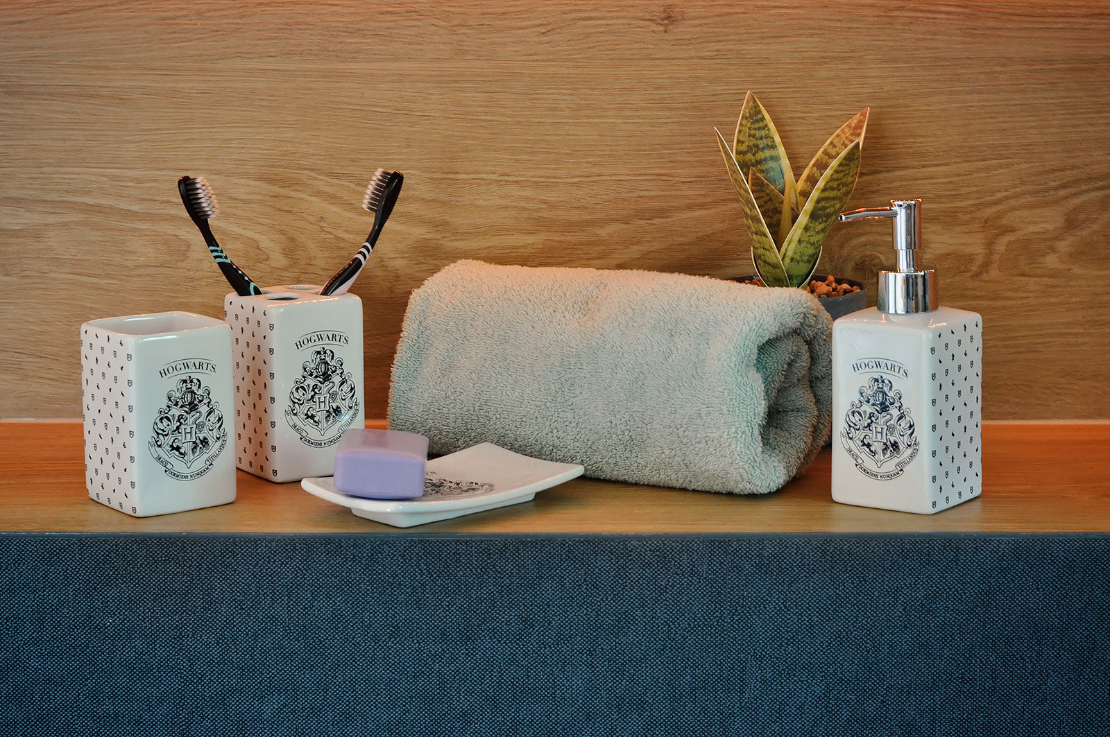 Image produit Harry Potter - Ensemble de salle de bain 4 pièces avec blason de Poudlard