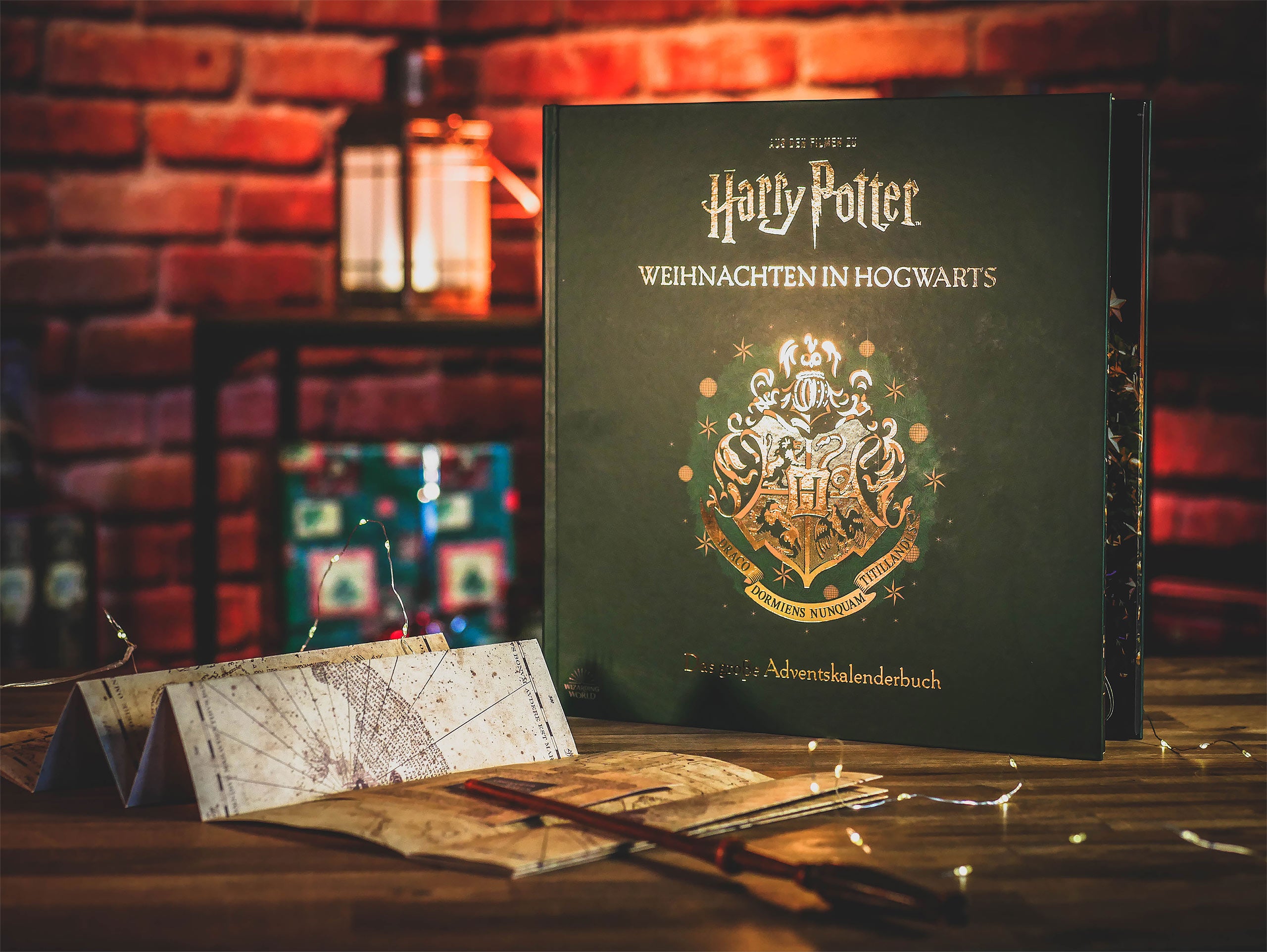 Image produit Harry Potter - Noël à Poudlard - Le Grand Livre du Calendrier de l'Avent