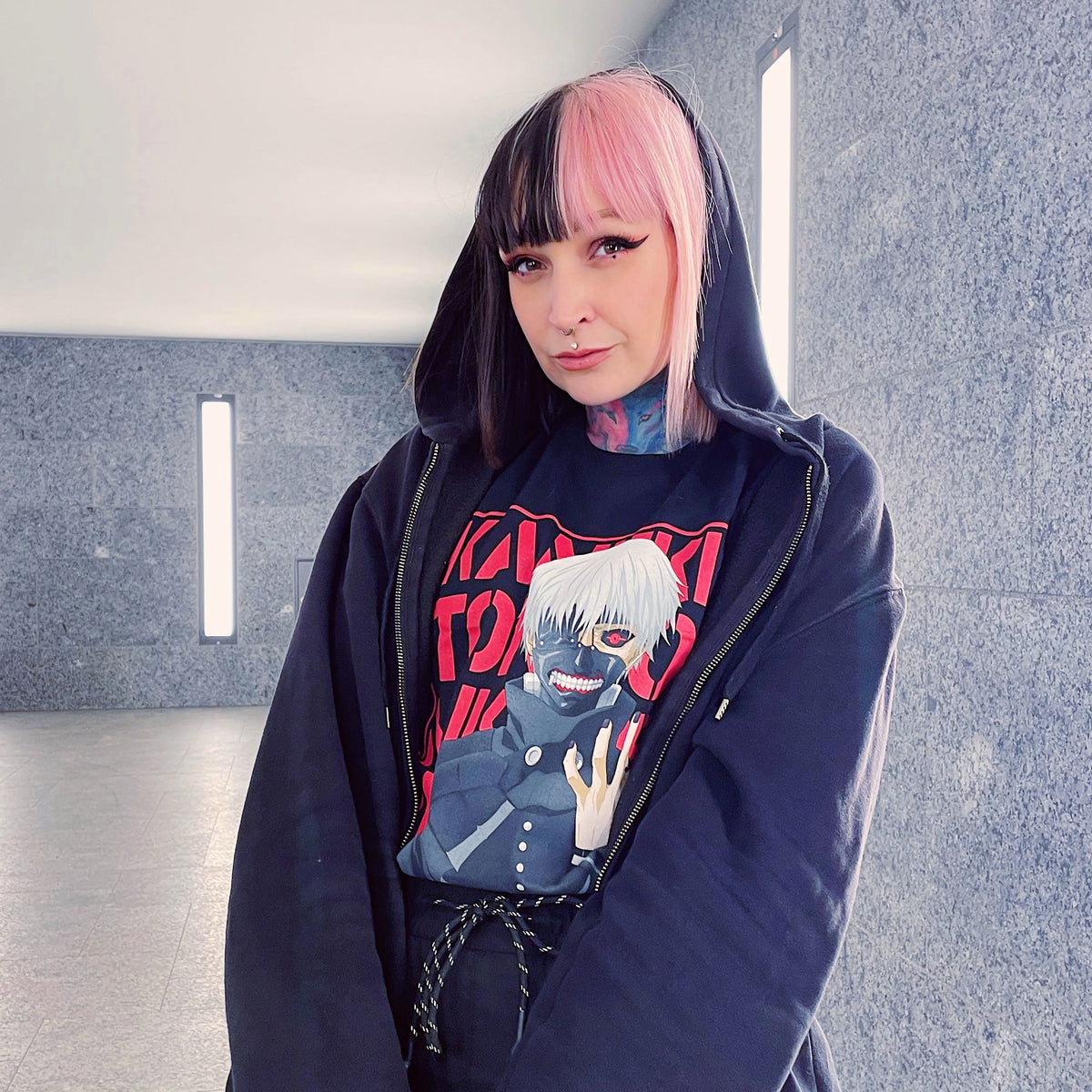 Image produit Tokyo Ghoul - T-shirt noir prêt de Kaneki