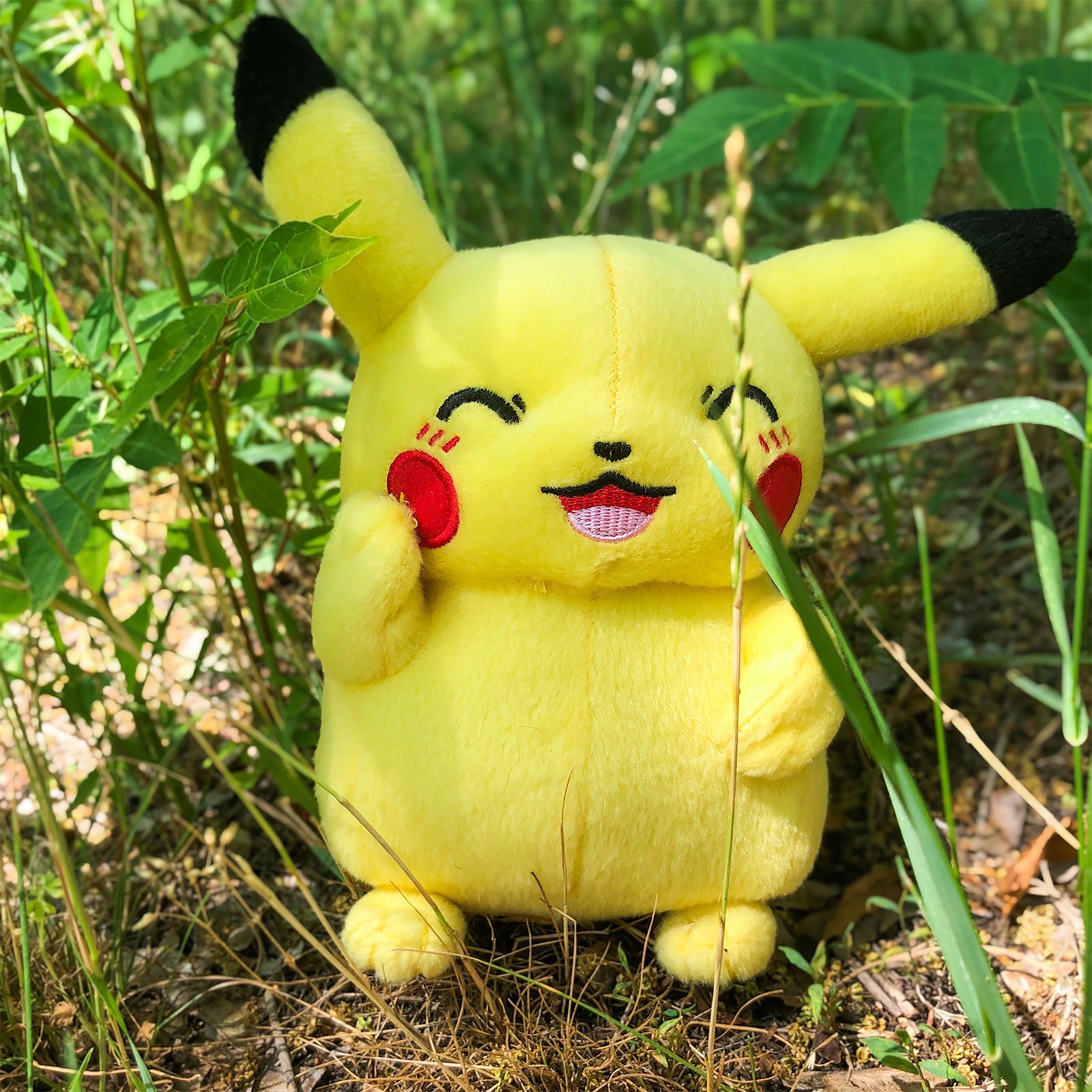 Image produit Pokemon - Pikachu Figure en Peluche 22 cm