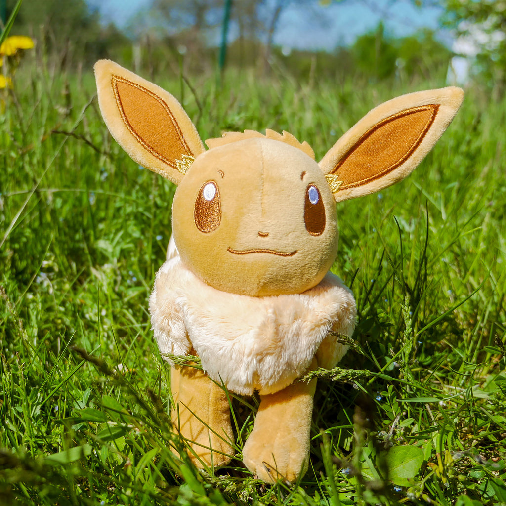 Image produit Pokemon - Figurine en peluche monochrome Eevee 22 cm