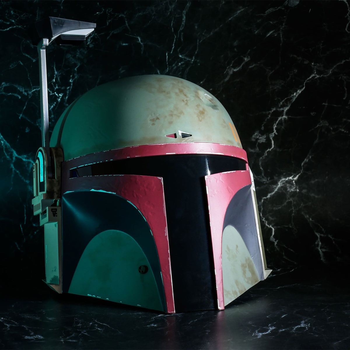 Image produit Réplique du casque premium Boba Fett Re-Armored avec effets lumineux - Star Wars