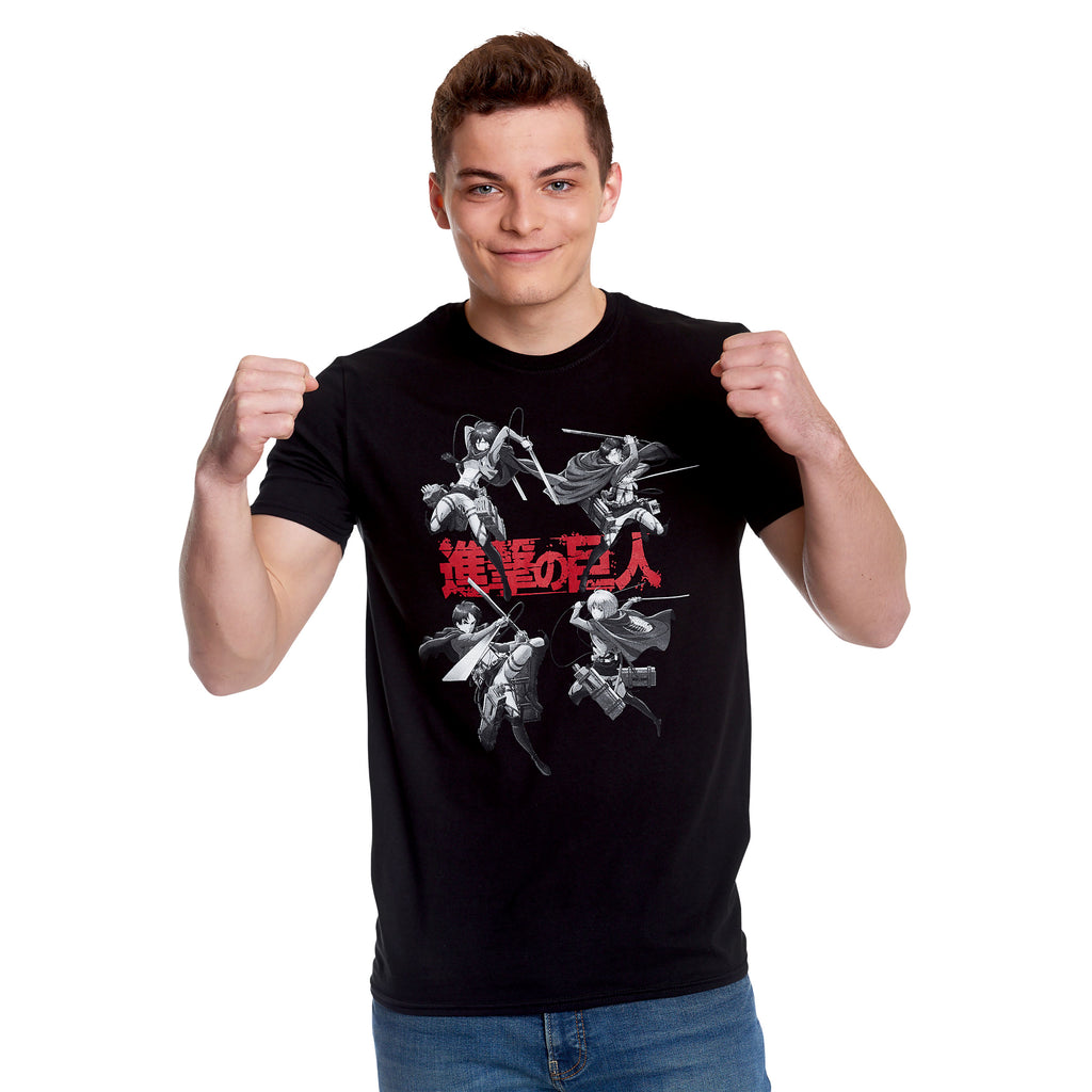 Productafbeelding Attack on Titan - Characters T-shirt zwart