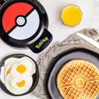 Produktbild Pokémon - Pokéball Waffeleisen