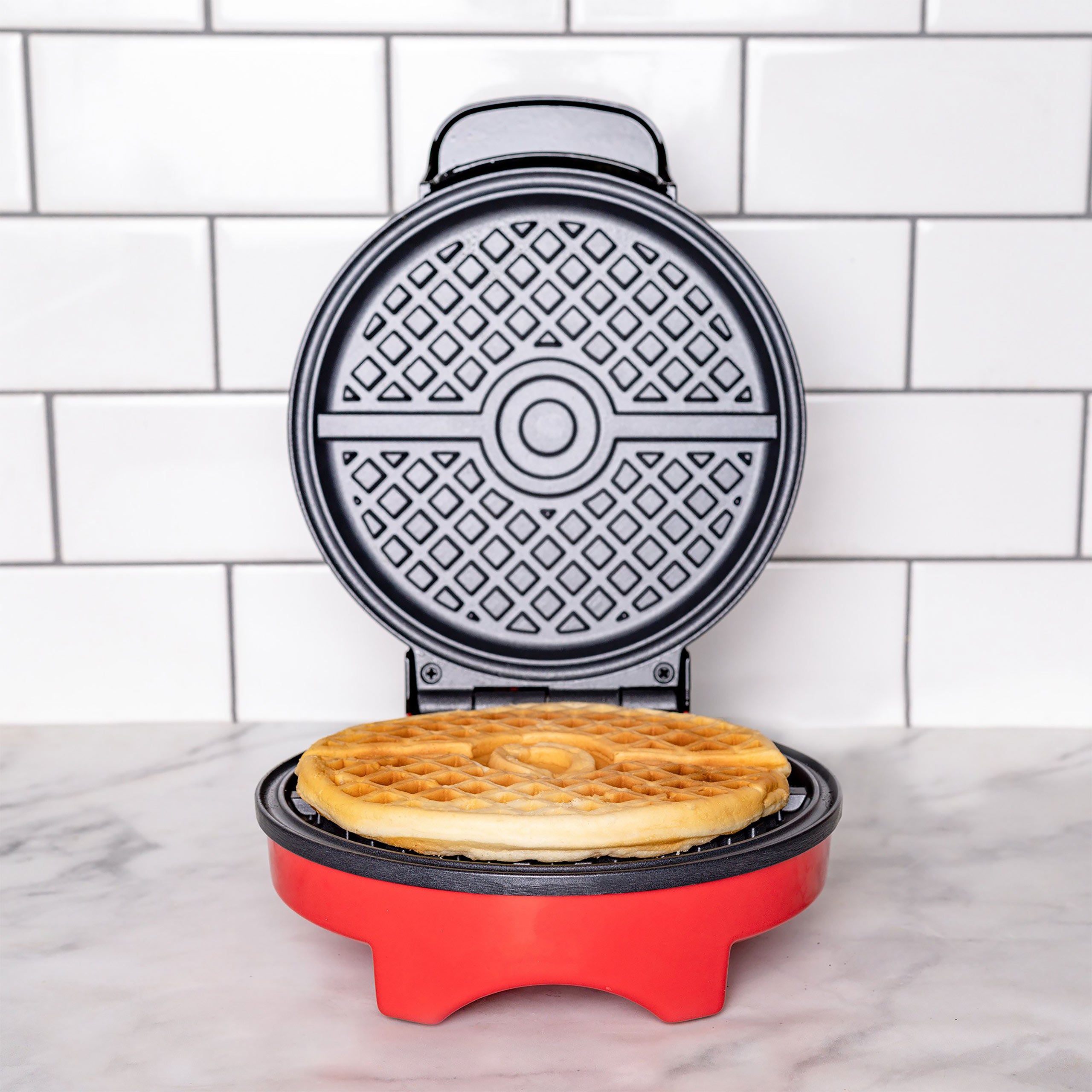 Produktbild Pokémon - Pokéball Waffeleisen