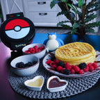 Produktbild Pokémon - Pokéball Waffeleisen