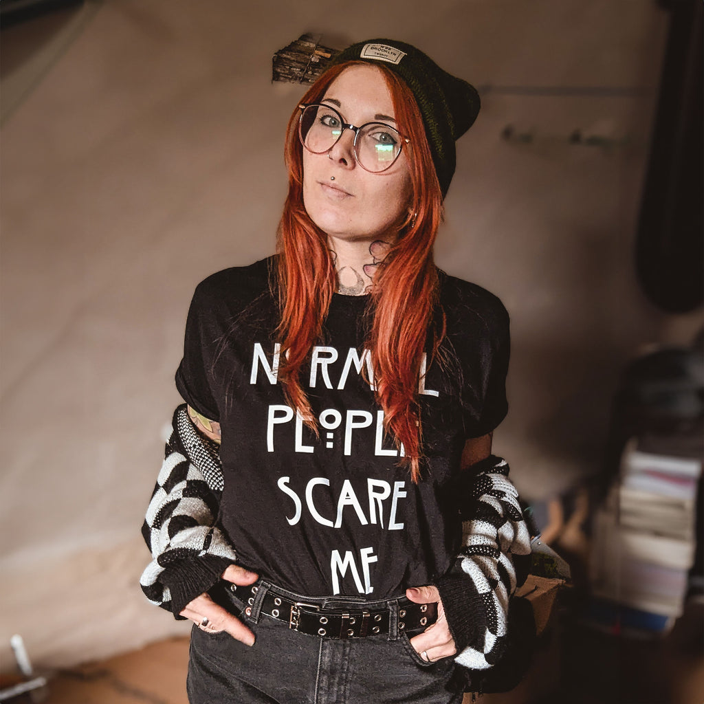 Image produit T-shirt Normal People Scare Me pour les fans d'American Horror Story noir