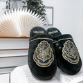 Image produit Harry Potter - Chaussons en peluche avec blason de Poudlard