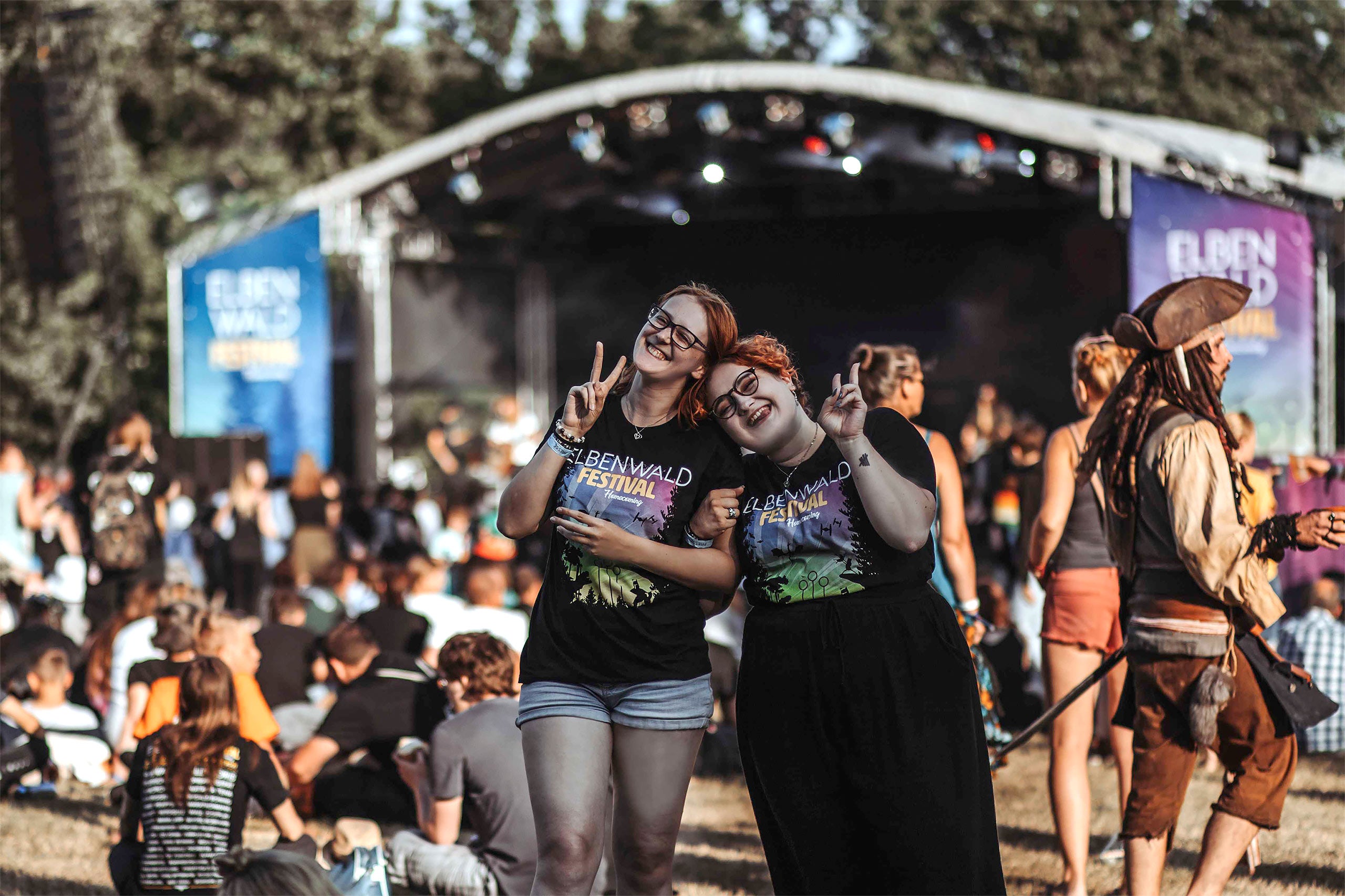 Produktbild Elbenwald Festival Homecoming T-Shirt schwarz
