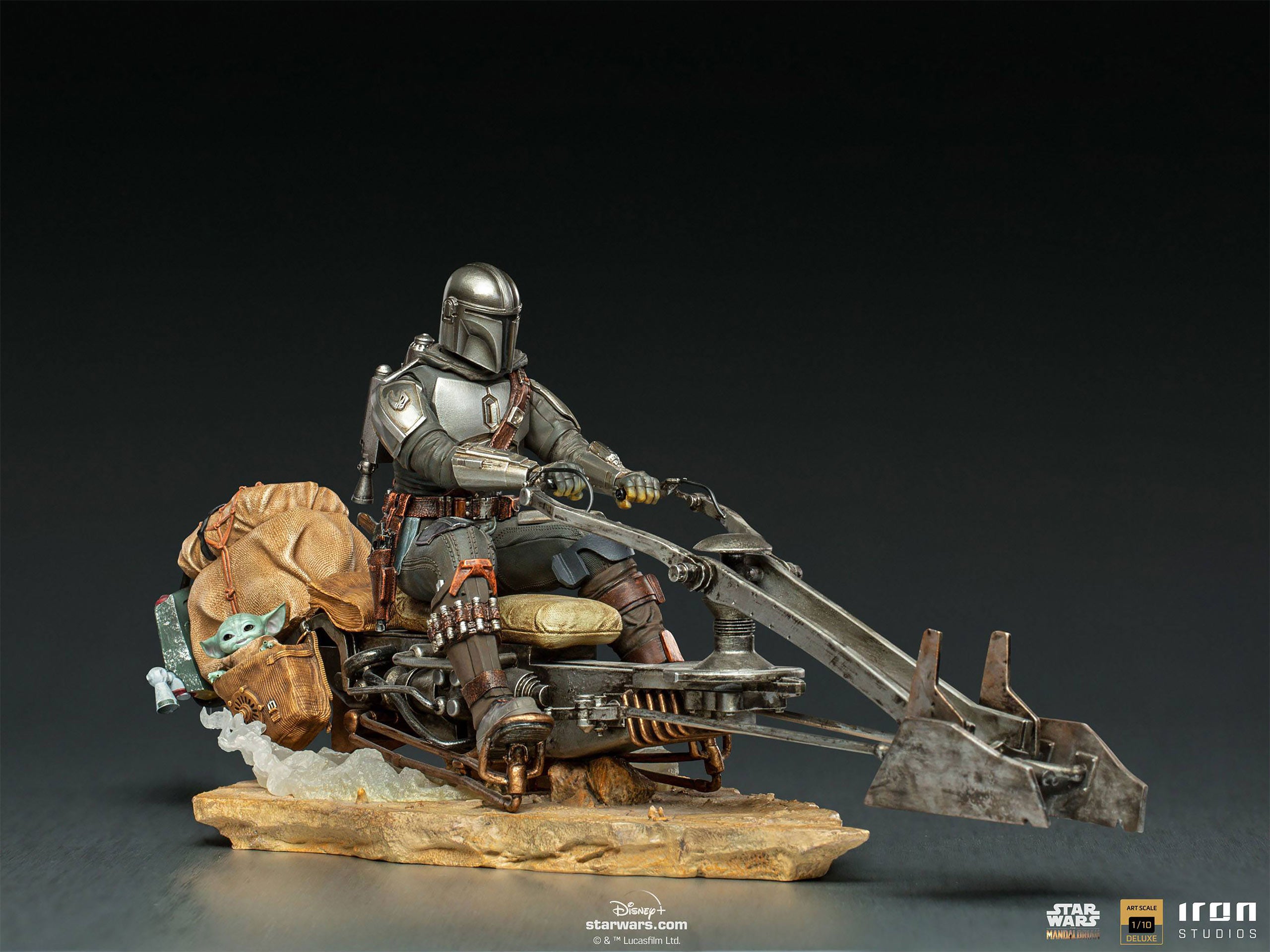 Image produit Mando avec Speeder BDS Art Scale Deluxe Statue - Star Wars The Mandalorian