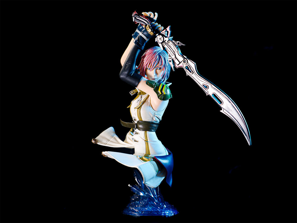 Image produit Final Fantasy - Figurine Lightning 17 cm