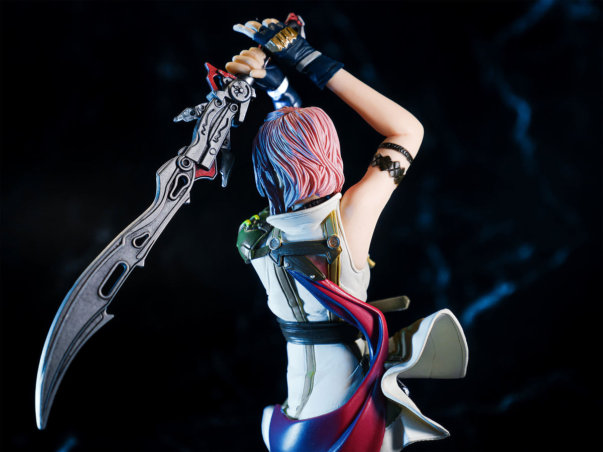 Image produit Final Fantasy - Figurine Lightning 17 cm