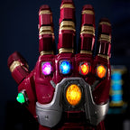 Image produit Avengers Endgame - Gantelet Iron Man avec lumière et son