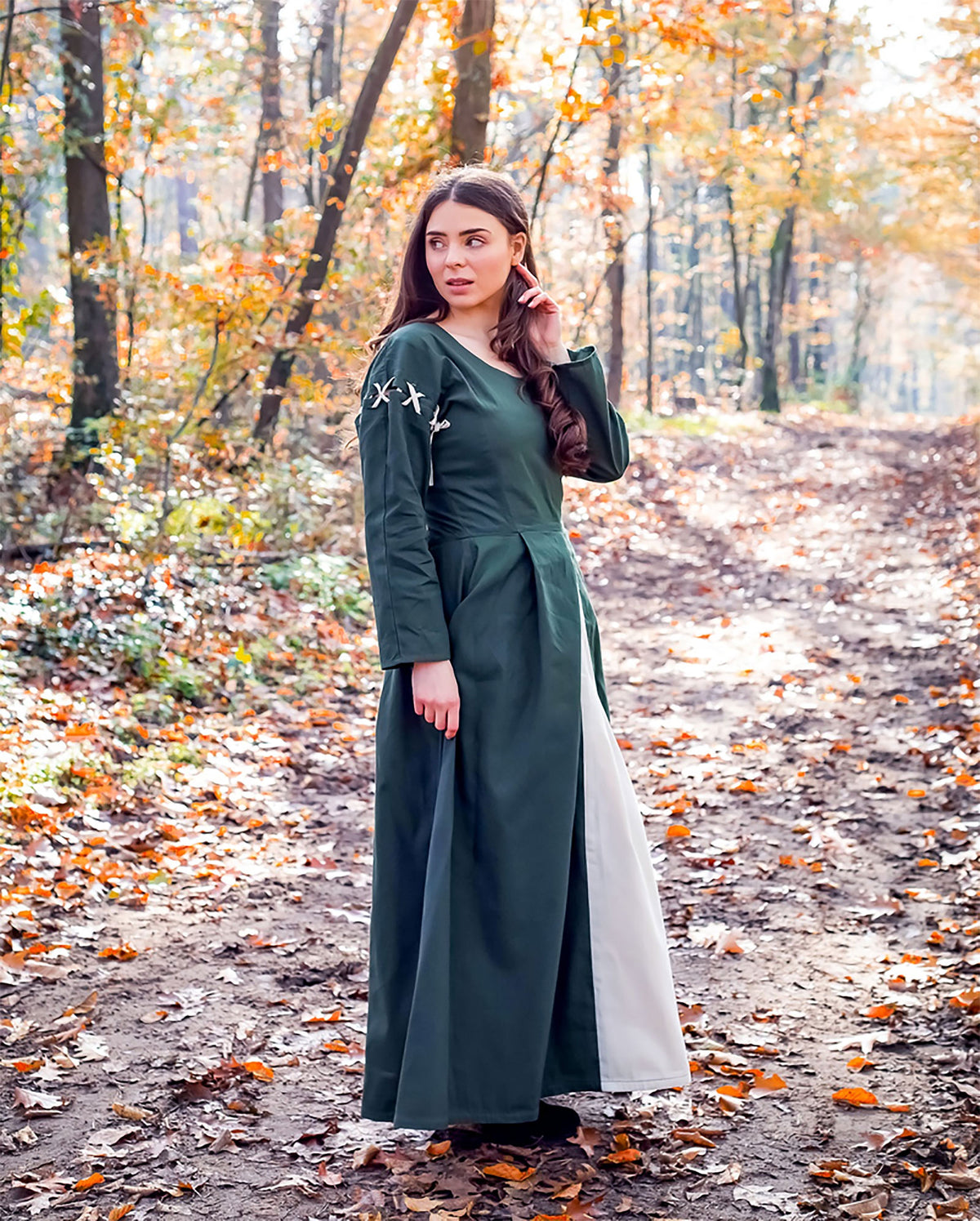 Image produit Robe Médiévale Larina Vert-Beige