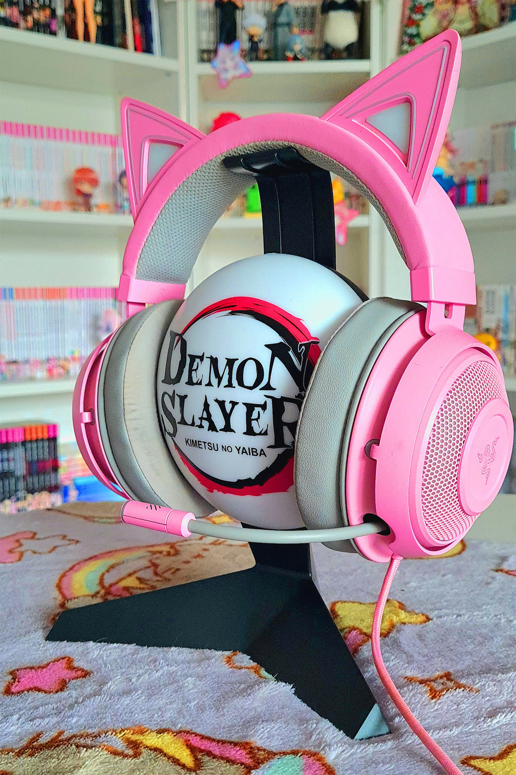 Produktbild Demon Slayer - Logo Kopfhörer Ständer mit Licht