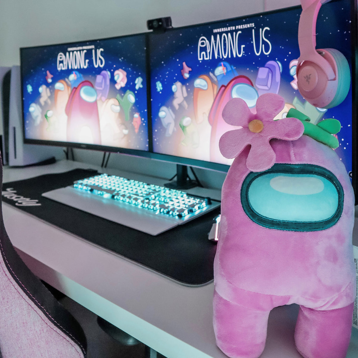 Produktbild Among Us - Pink Plüsch Figur