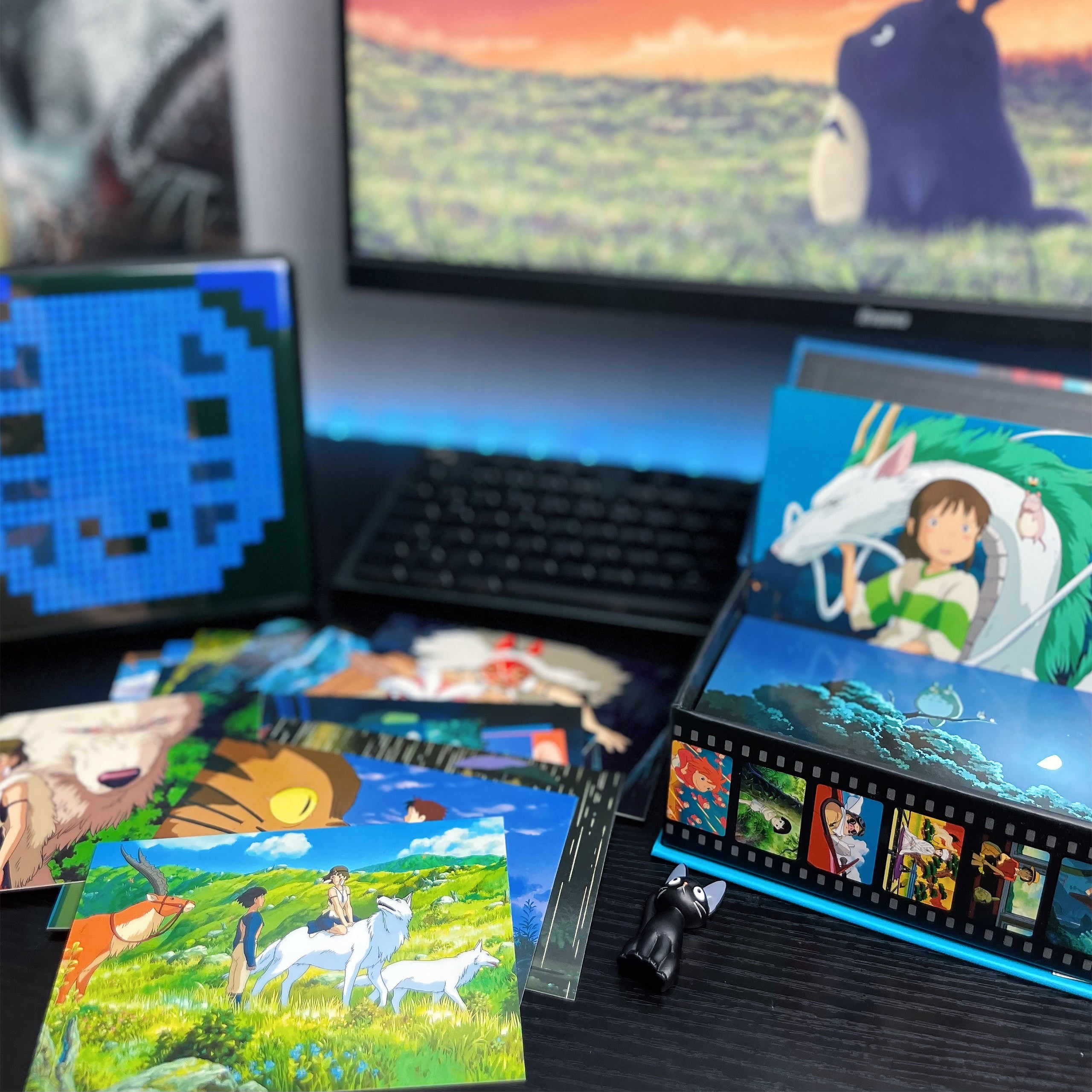 Productafbeelding Studio Ghibli - 100 Postkaarten in Geschenkdoos