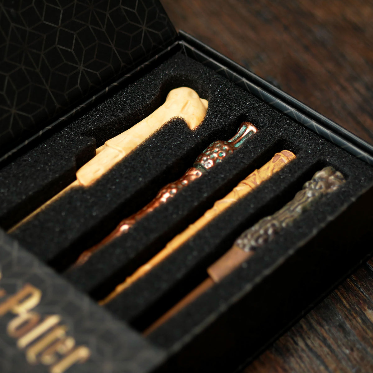 Image produit Harry Potter - Ensemble de stylos baguette magique de 4