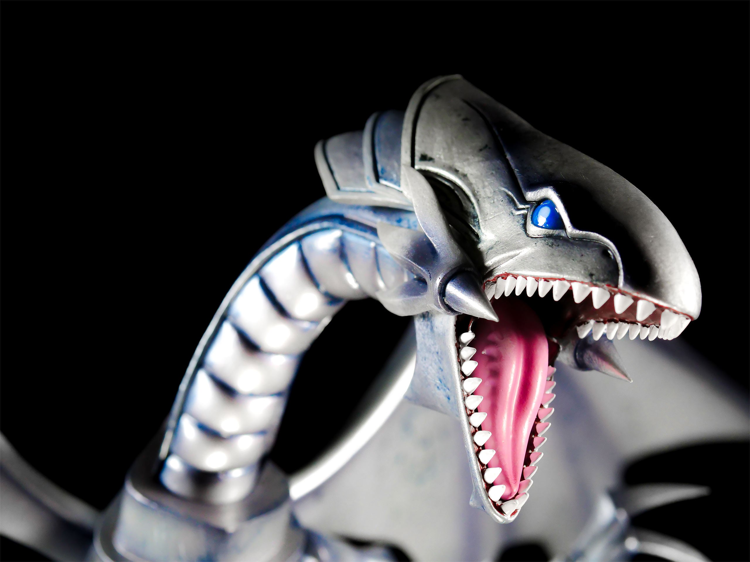 Image produit Yu-Gi-Oh! - Statue du Dragon Blanc aux Yeux Bleus