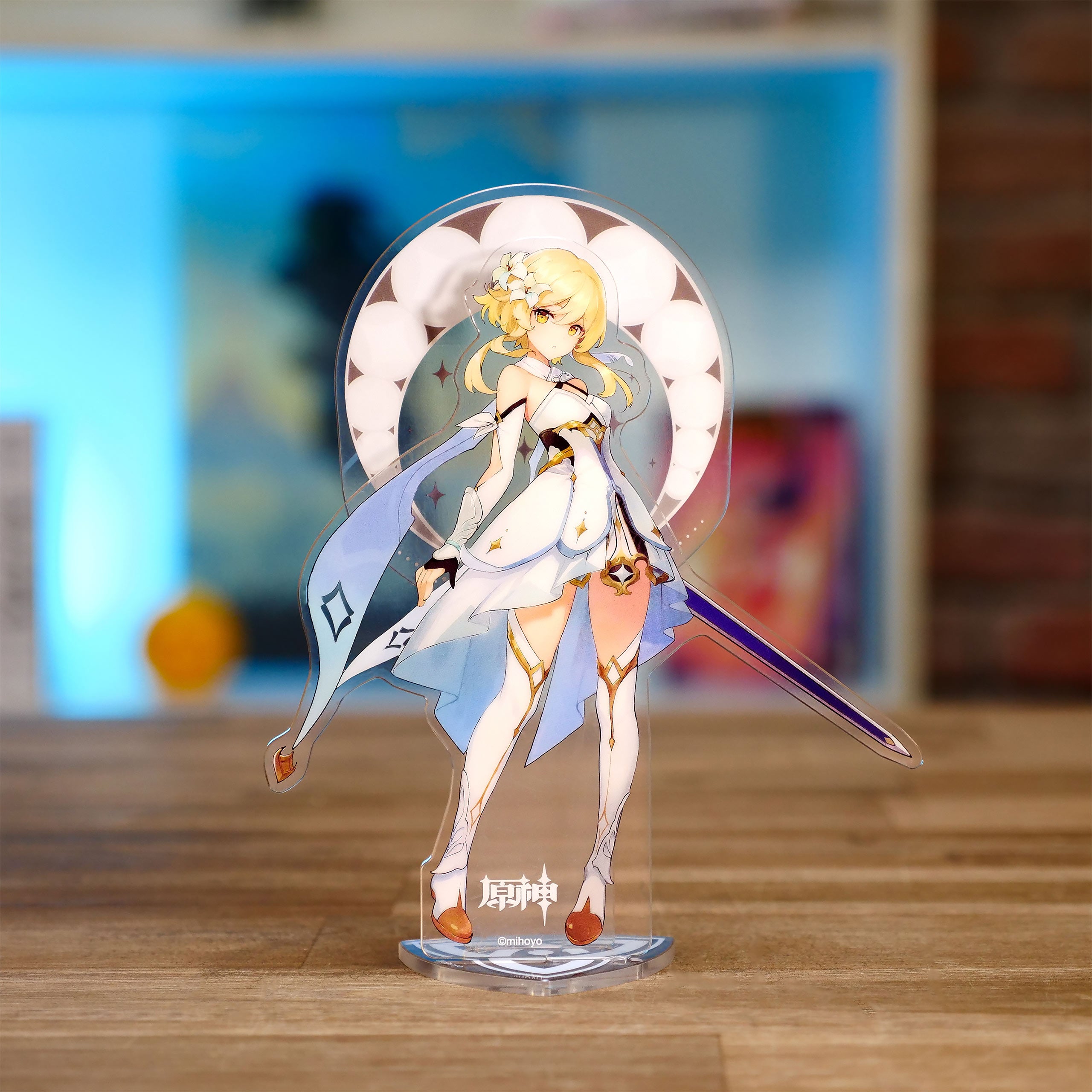 Product image Genshin Impact - Traveler Lumine Acrylic Figure