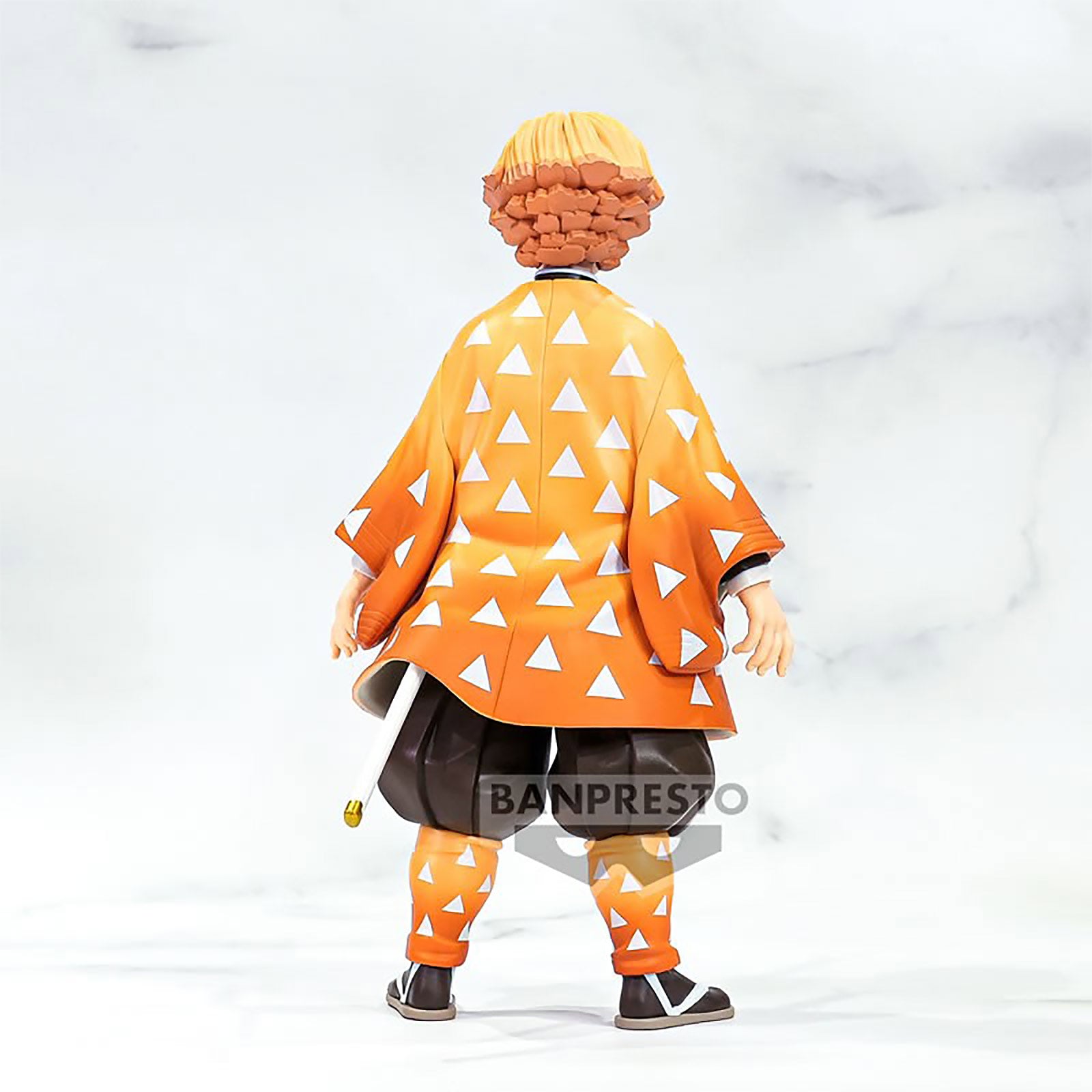 Productafbeelding Demon Slayer - Zenitsu Agatsuma Figuur 24 cm