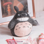 Image produit Totoro - Figurine en peluche souriante grise