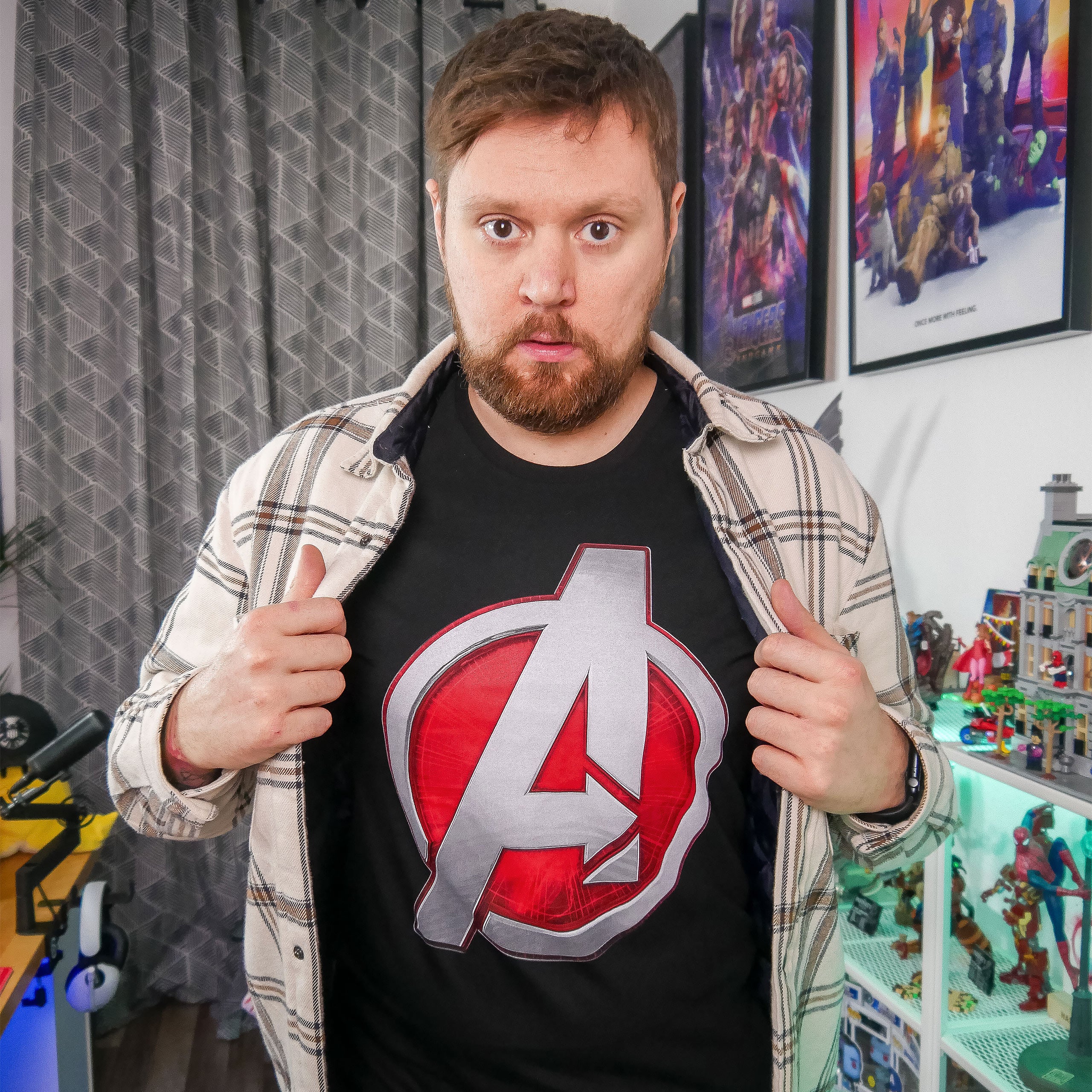 Image produit Avengers - T-Shirt Logo Argenté Noir