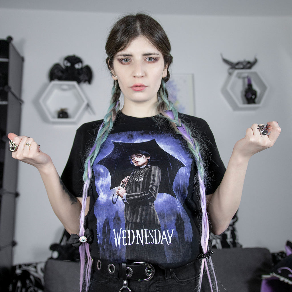 Productafbeelding Wednesday - Teaser Poster T-Shirt zwart