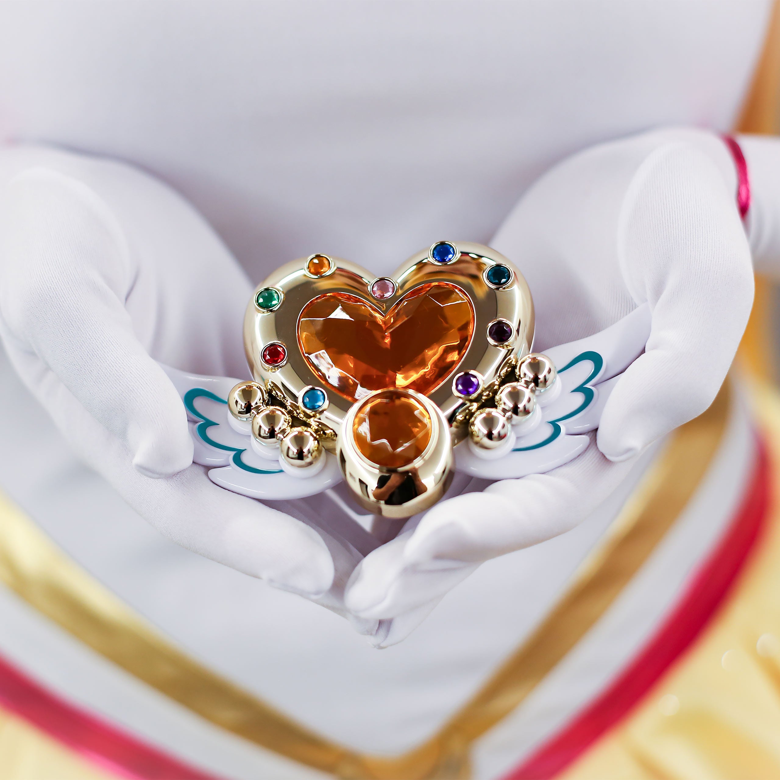 Productafbeelding Sailor Moon - Cosmos Eternal Moon Transformatie Broche met Licht- en Geluidseffecten