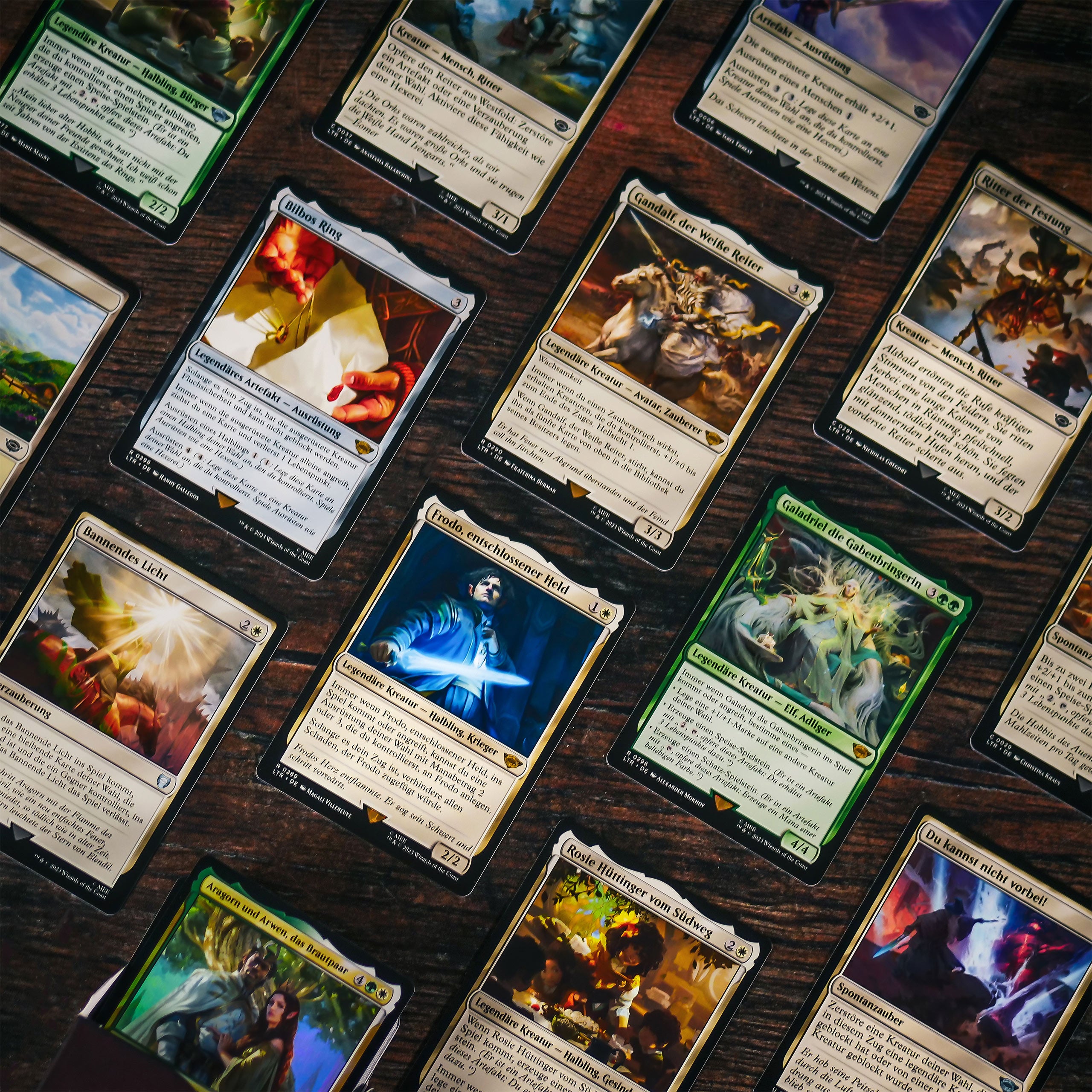 Produktbild Der Herr der Ringe Mittelerde Bundle - Magic The Gathering