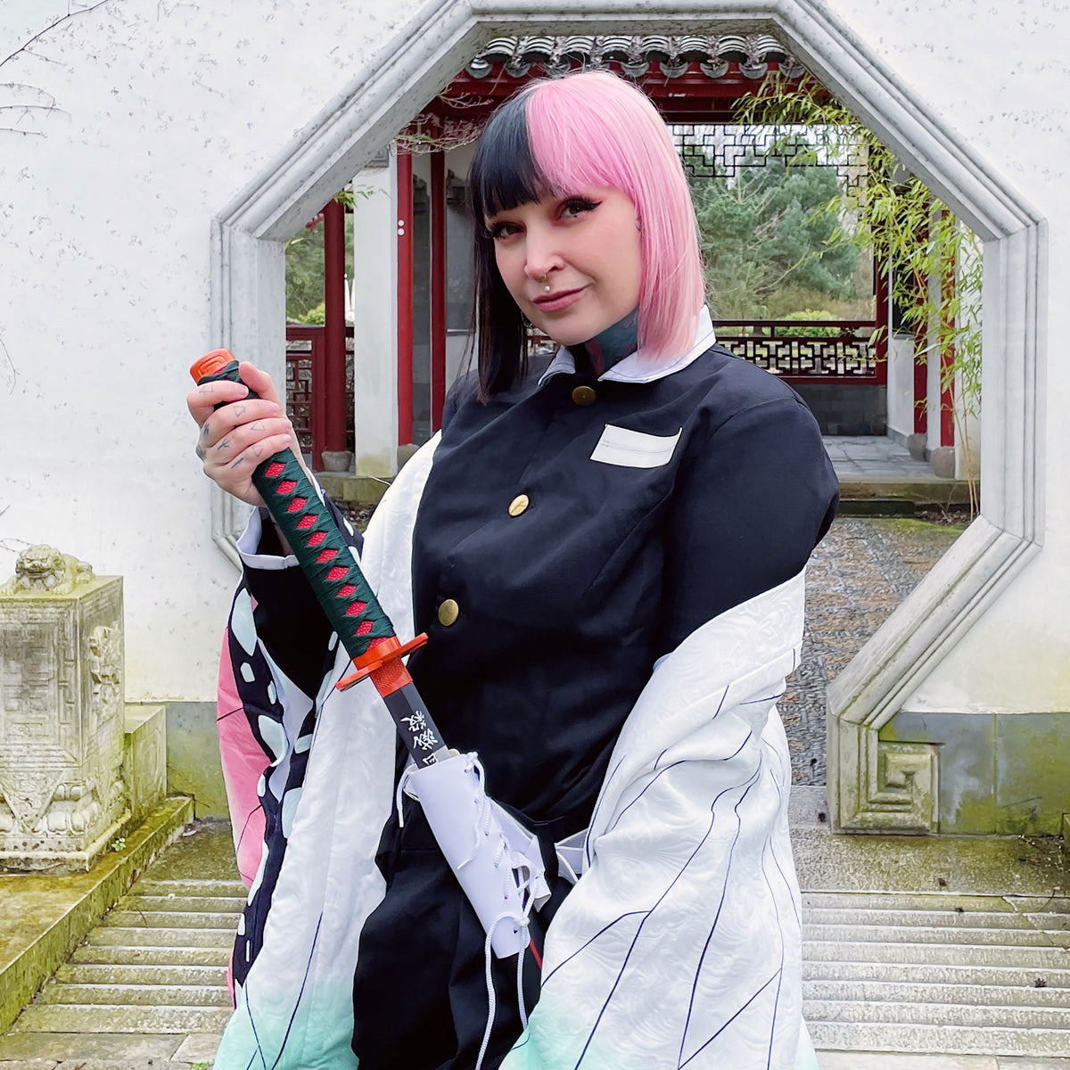 Produktbild Shinobu Hashira Katana Replik mit Saya für Demon Slayer Fans